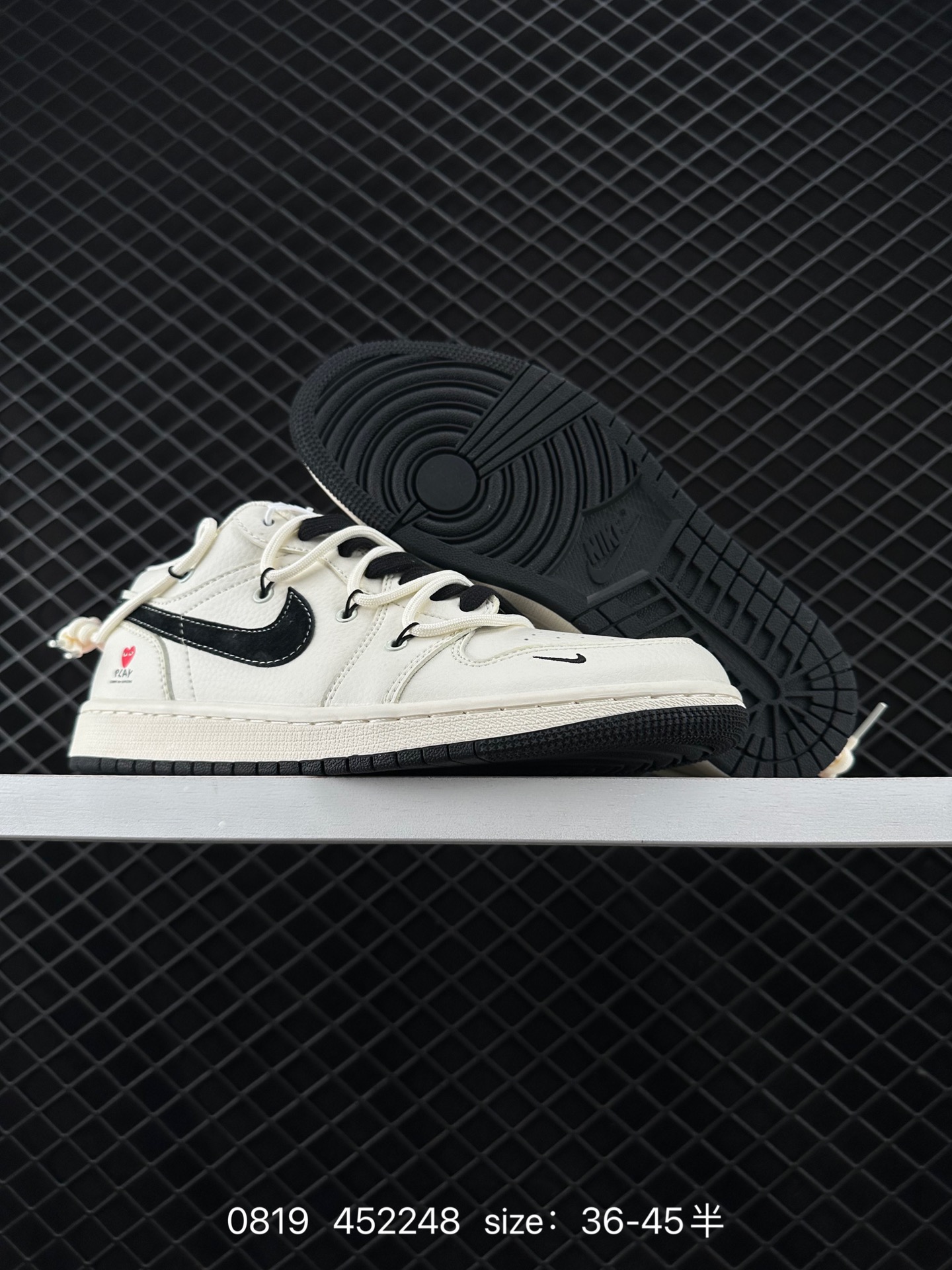 Air Jordan 1 Low GS”Light Smoke Grey/Black“